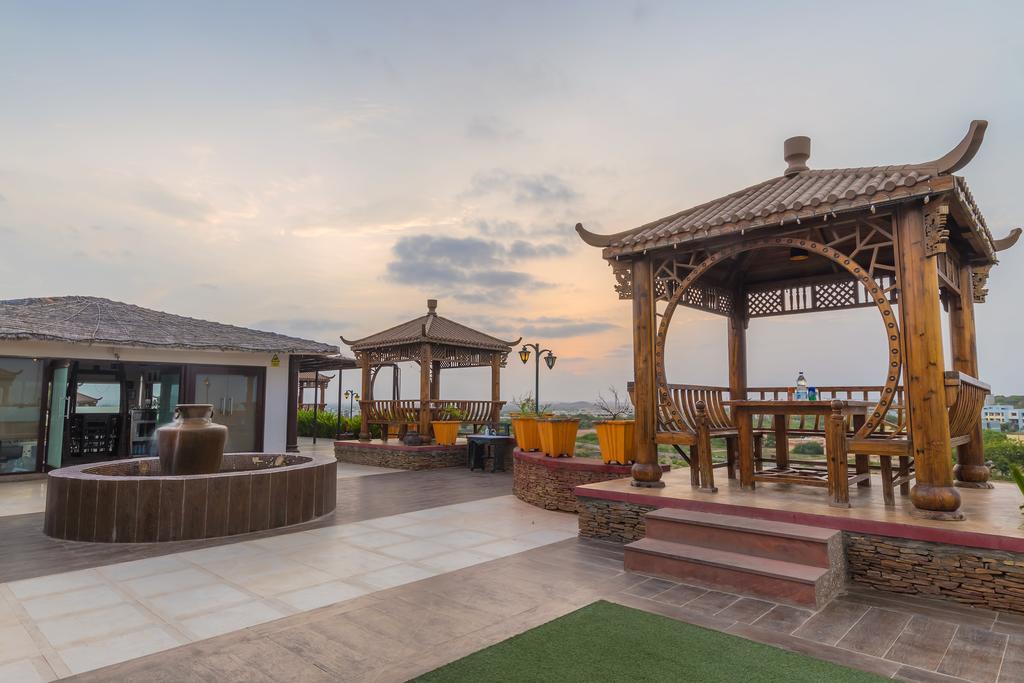 Regenta Resort Bhuj By Royal Orchid Hotels Limited Exterior foto