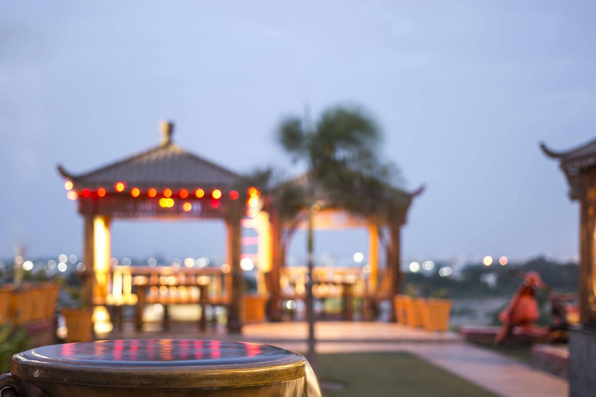 Regenta Resort Bhuj By Royal Orchid Hotels Limited Exterior foto